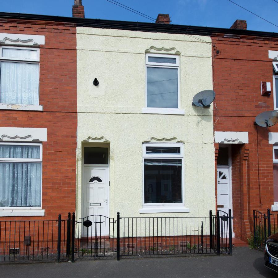 Crystal House 10Min To Manchester City Centre Ideal For Work And Leisure المظهر الخارجي الصورة