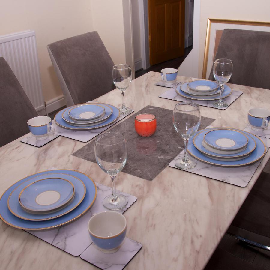 Crystal House 10Min To Manchester City Centre Ideal For Work And Leisure المظهر الخارجي الصورة